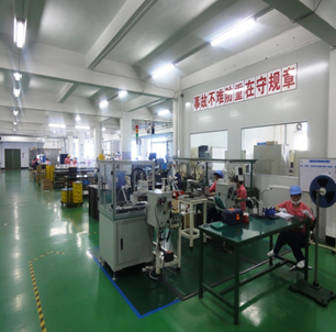 不同類型的微馬達(dá)支架在設(shè)計(jì)上有哪些特點(diǎn)？