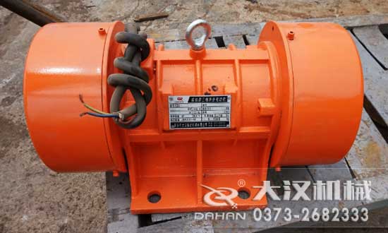 YZU-10-4振動電機(jī)